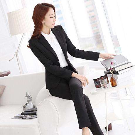 我闺蜜，年薪50万的白领，终于被人收了