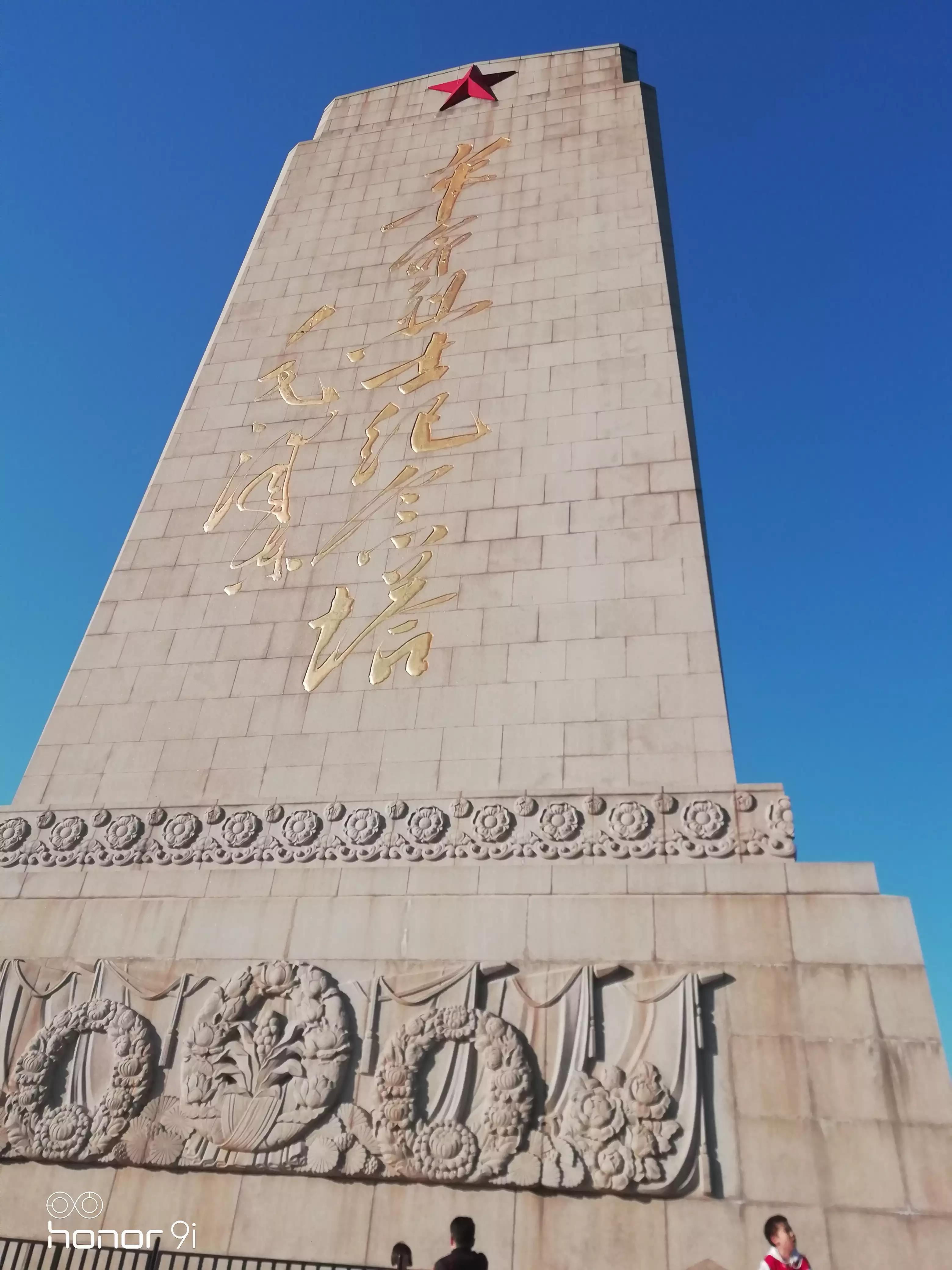 不要让自己变得多疑,希望你变得勇敢而不是妥协