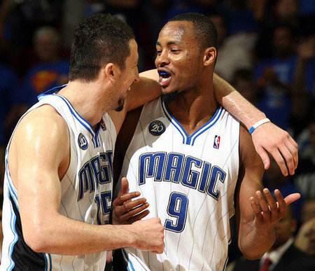 09年詹姆斯绝杀魔术,穿越09年