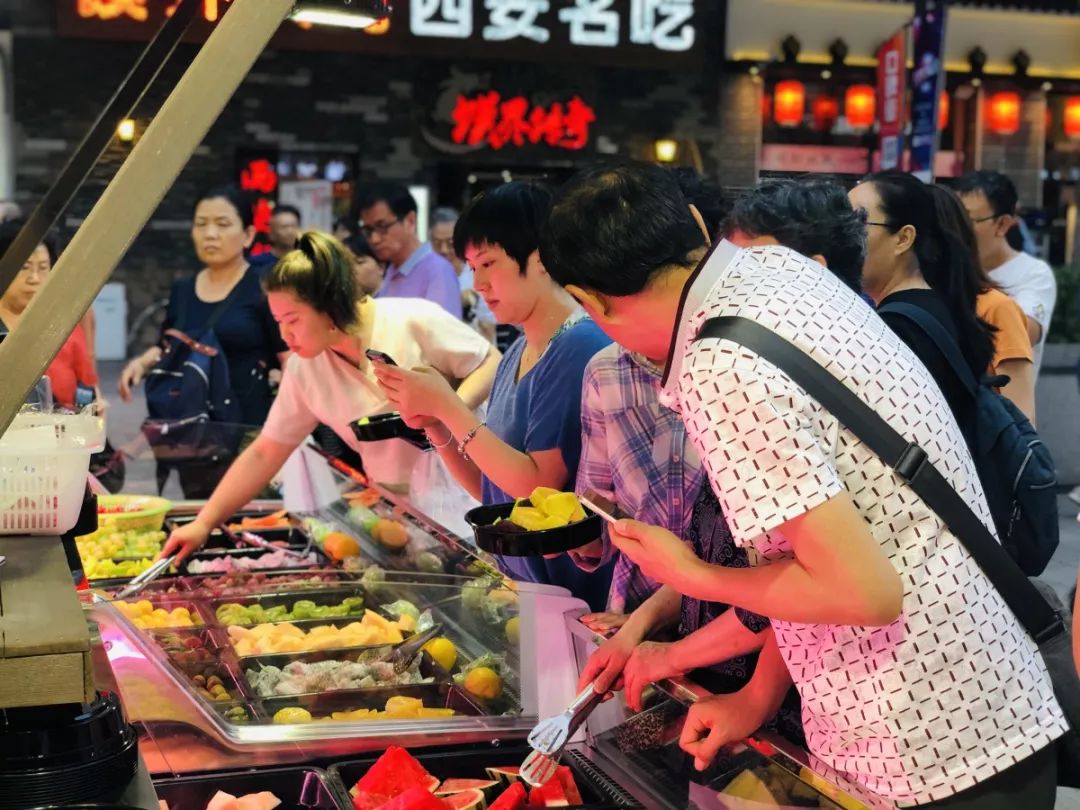 奥城夜市在哪里,奥城夜市美食攻略