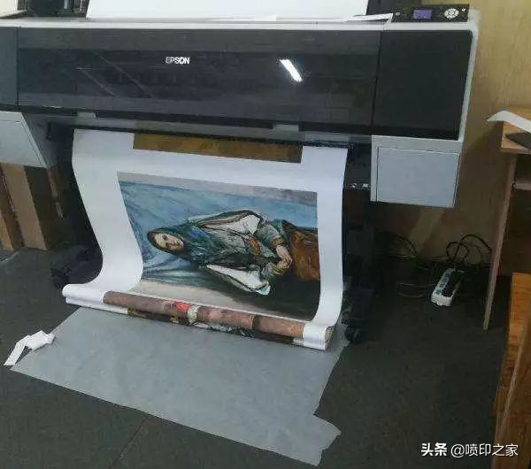 高光油画布与哑光油画布区别,户外用喷绘布和油画布哪个耐用