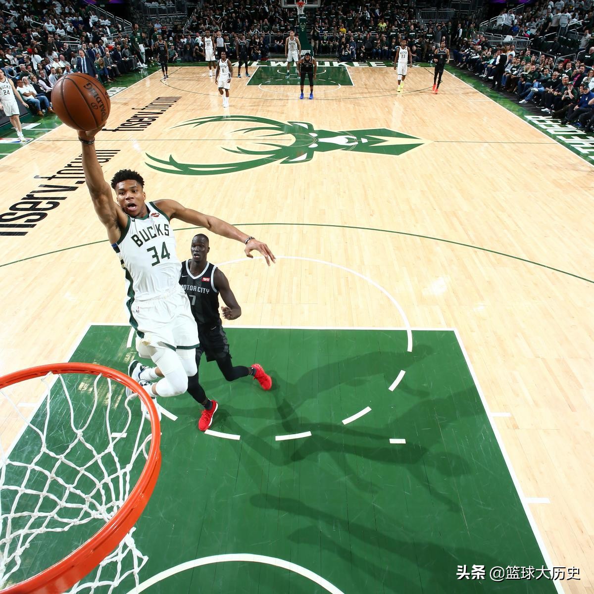 一到季后赛就受伤的球员有哪些,到季后赛就掉链子