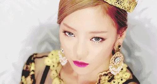 喜欢戴美瞳但是眼睛不舒服,喜欢戴美瞳还要去做近视眼手术吗