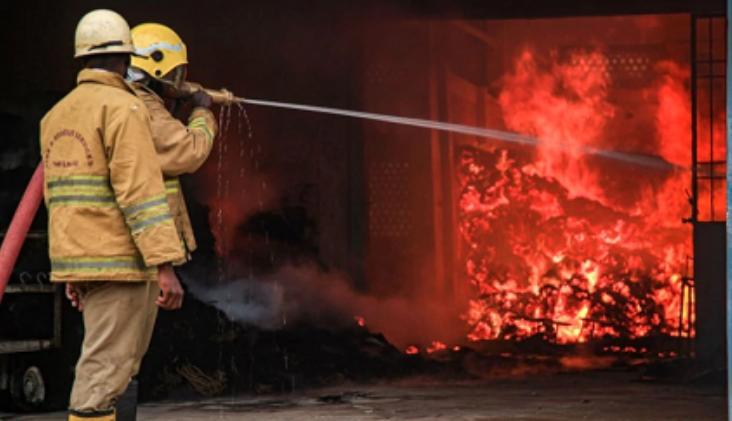 法治热点早知道庭审114次,法治热点早知道