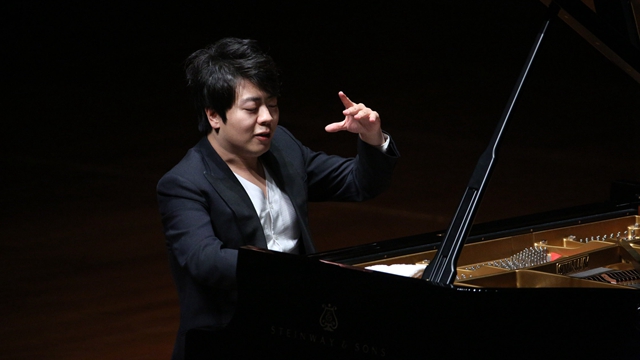 朗朗受李云迪影响,钢琴家郎朗如何遭非议