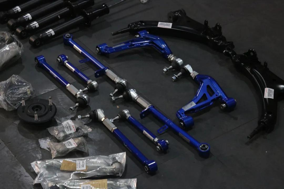 老车翻新：翻新05年残破的雷克萨斯LS430，百万老车，满血复活