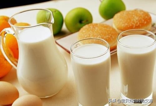 孕期喝孕妇奶粉还是喝牛奶补钙,孕期可以早上喝豆浆晚上喝牛奶吗