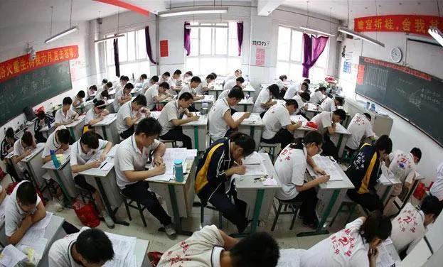 高考失利一般少考多少分,高考万一落榜怎么办