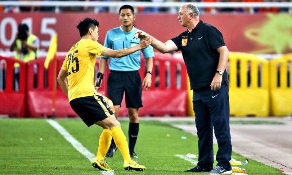 邹正加盟恒大队,邹正国家队集锦