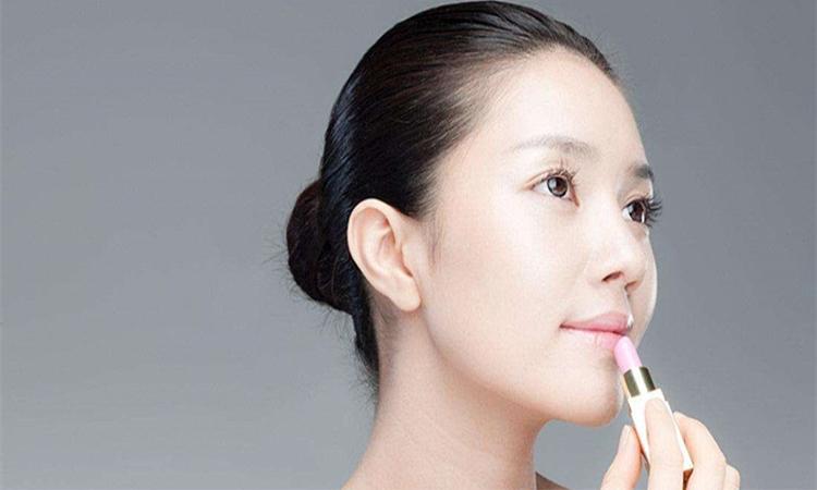 学生党润唇膏推荐男,学生党润唇膏雅琪诺