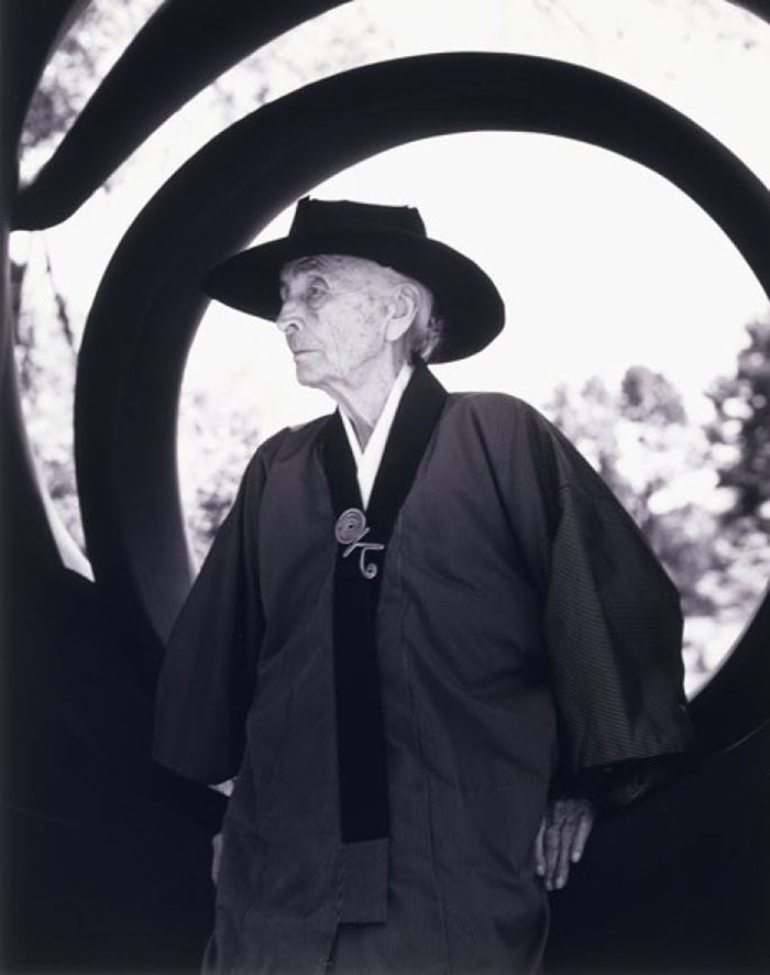 亚历山大考尔德,亚历山大·考尔德的雕塑作品