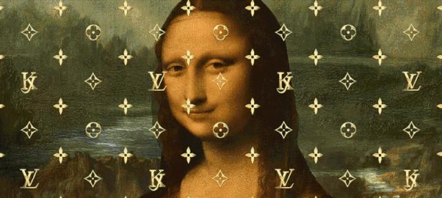 辣眼睛：“露奶衫”火了？一件4000元遭哄抢！太骚了