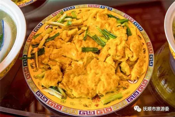 抚顺满族八大碗去哪里吃,满族美食八碟八碗