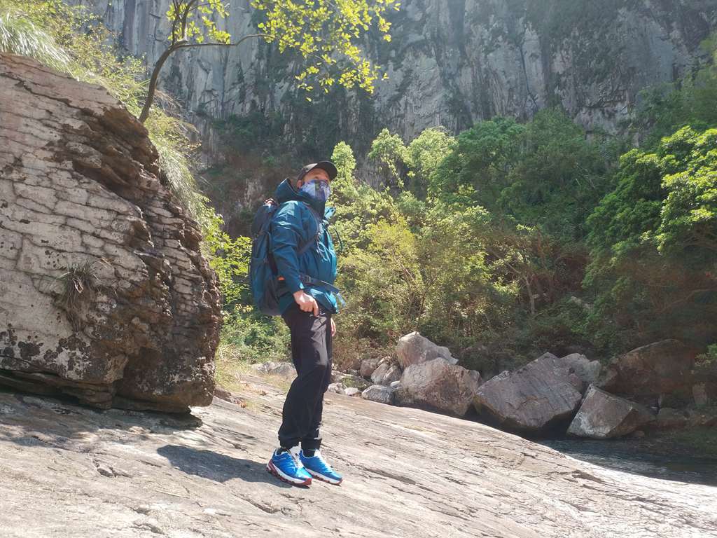 顺心而行--诺诗兰雨影冲锋衣体验