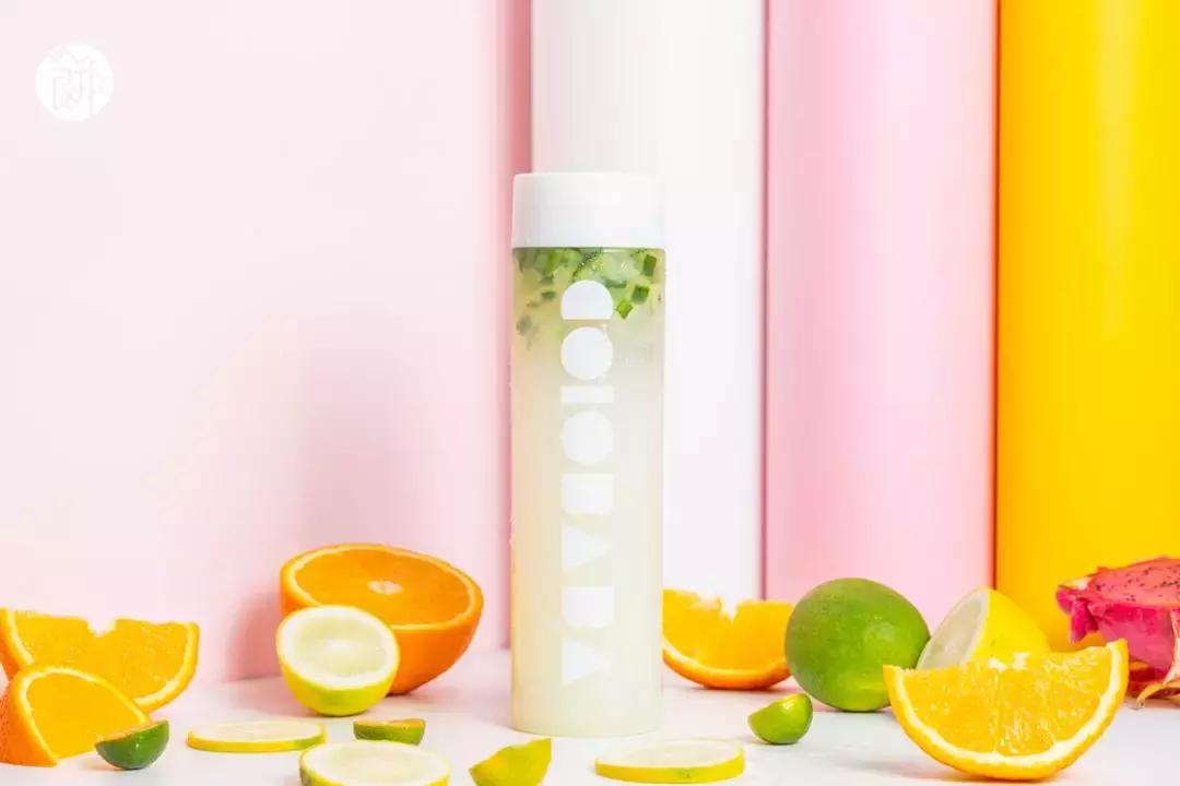 天津人排队排疯了的卡乐巴巴，就想给你点颜色看看~