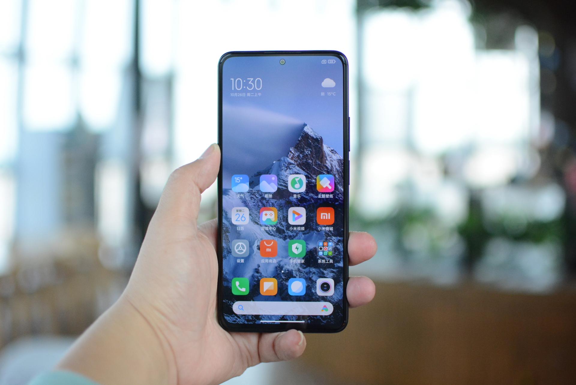 苹果华为小米建议买哪款手机,2021苹果华为小米哪个手机最好用