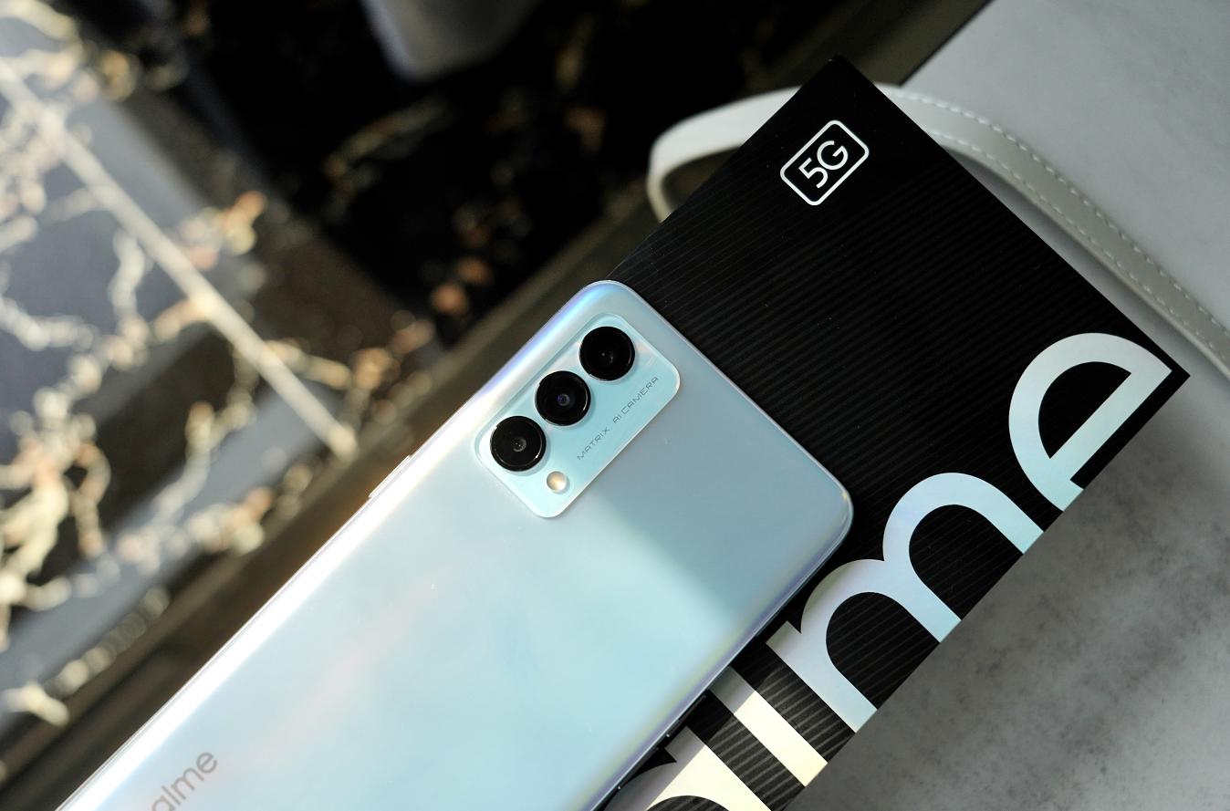 realme真我gt大师版对比,realmegt大师探索版手机的优缺点