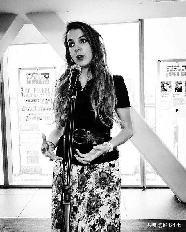 生育2子，王室灰姑娘穿不住水晶鞋，扫地出门后前夫喜迎同款新人