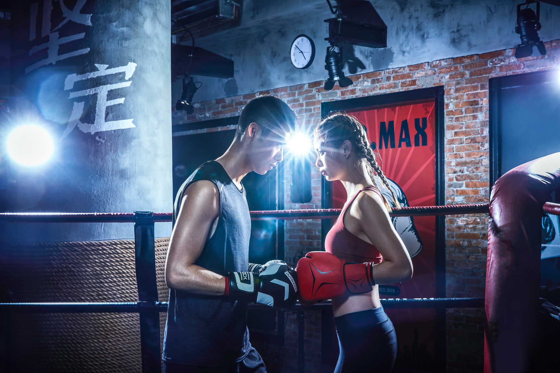 人这一辈子可不可以没有朋友,人的一生是不能缺少对手的