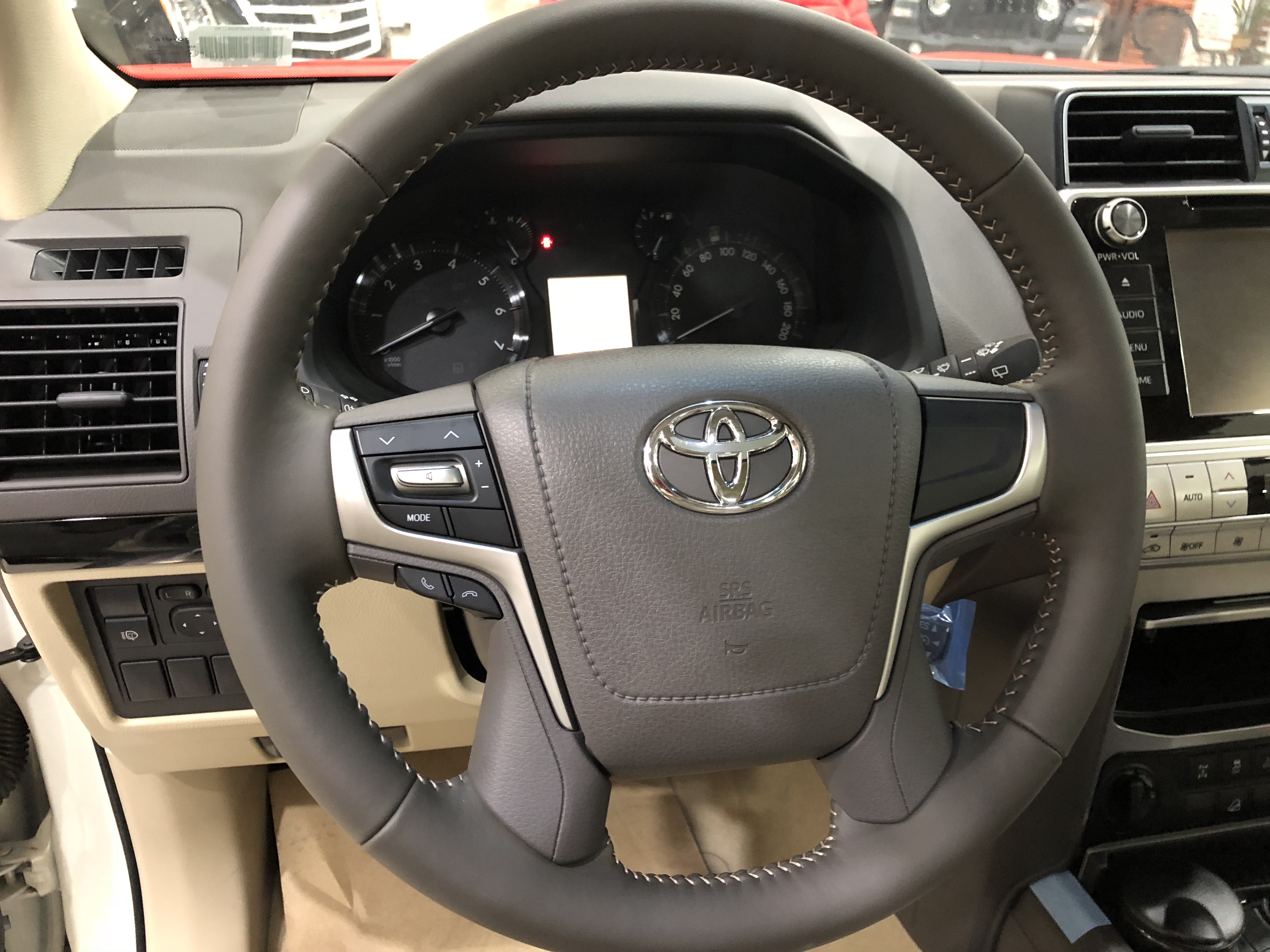 丰田霸道2020款4000试驾,全新丰田霸道4000什么价