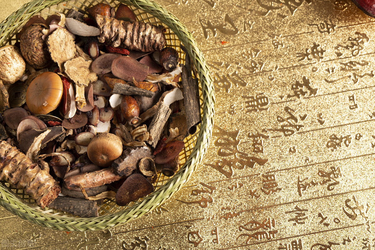 治疗小儿矮小症的偏方,治疗小儿矮小症偏方