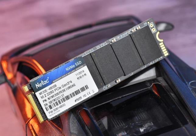 固态硬盘性能排行榜最新版本,固态硬盘详细性能排行前十