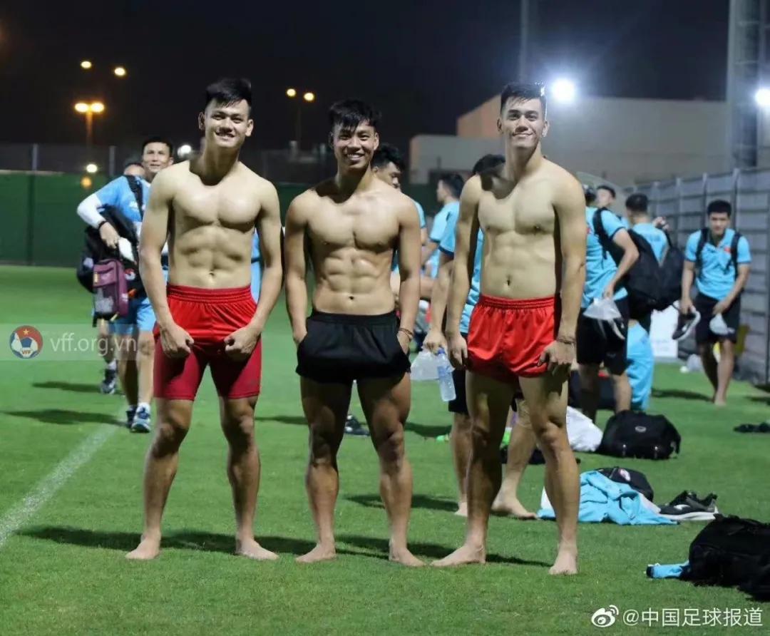 本泽马和谁交换了球衣,莫德里奇和本泽马欧国联交换球衣