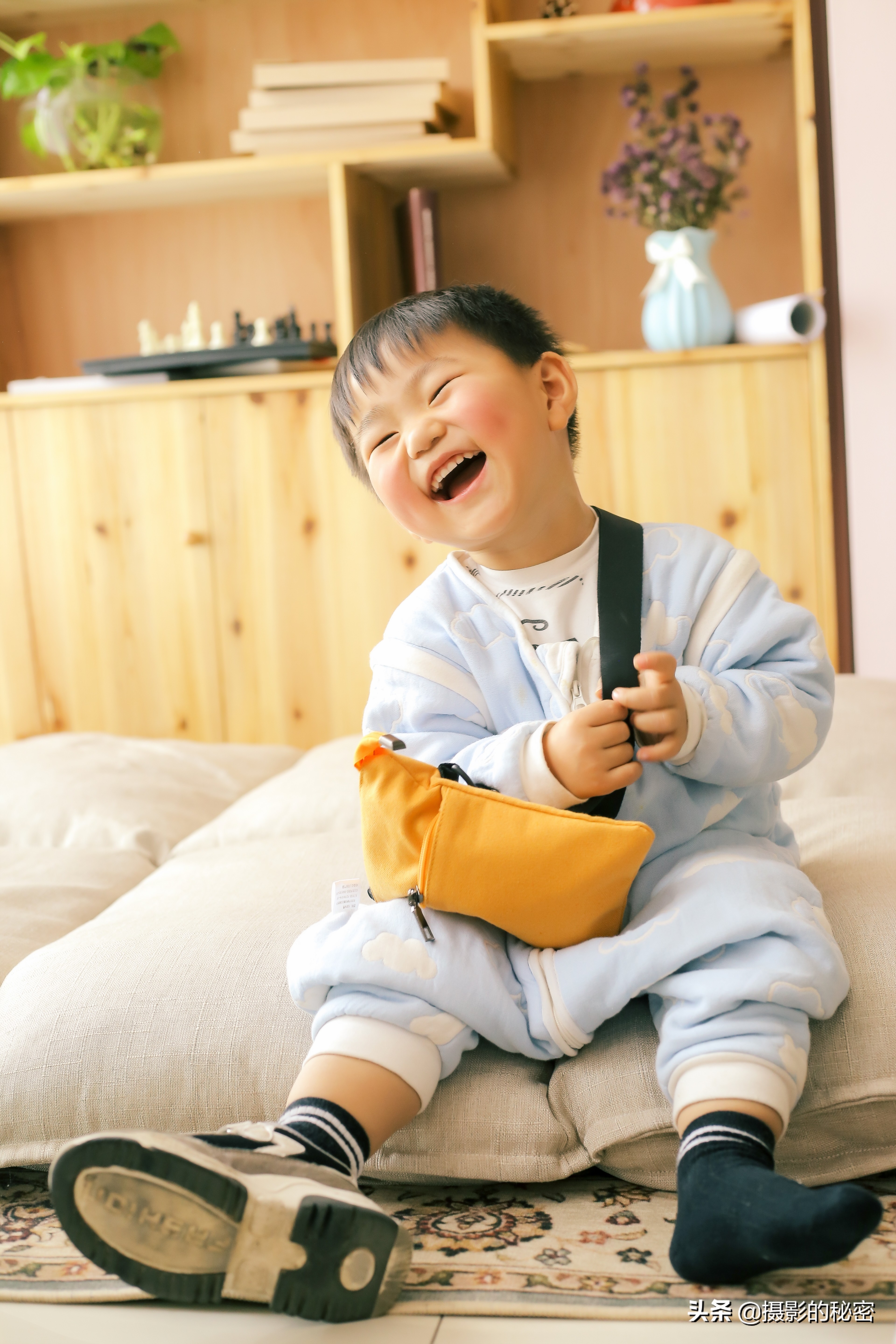 专访|从300元的助理,到10000+的摄影总监:我把客人变成了爱人