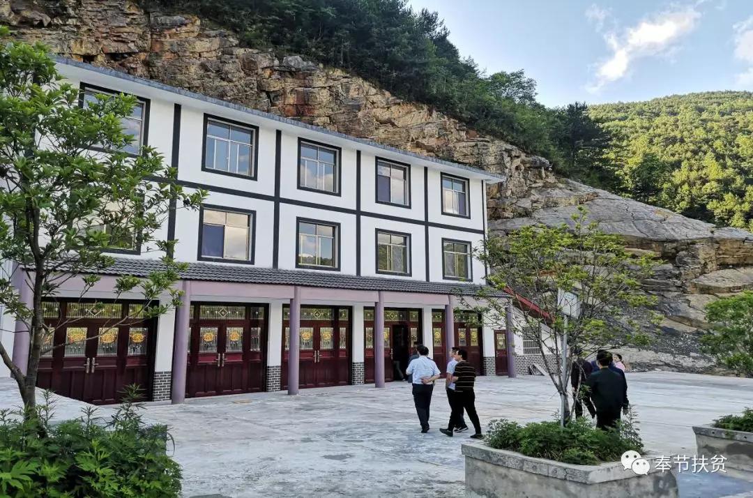 黄和玲:村民“贴耳人”更是“贴心人”