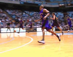 nba2kol文斯卡特98版扣篮动作,文斯卡特大风车扣篮背后角度