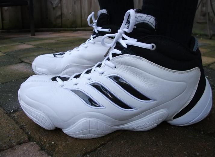 大师之路科比全套原价,科比战靴大全