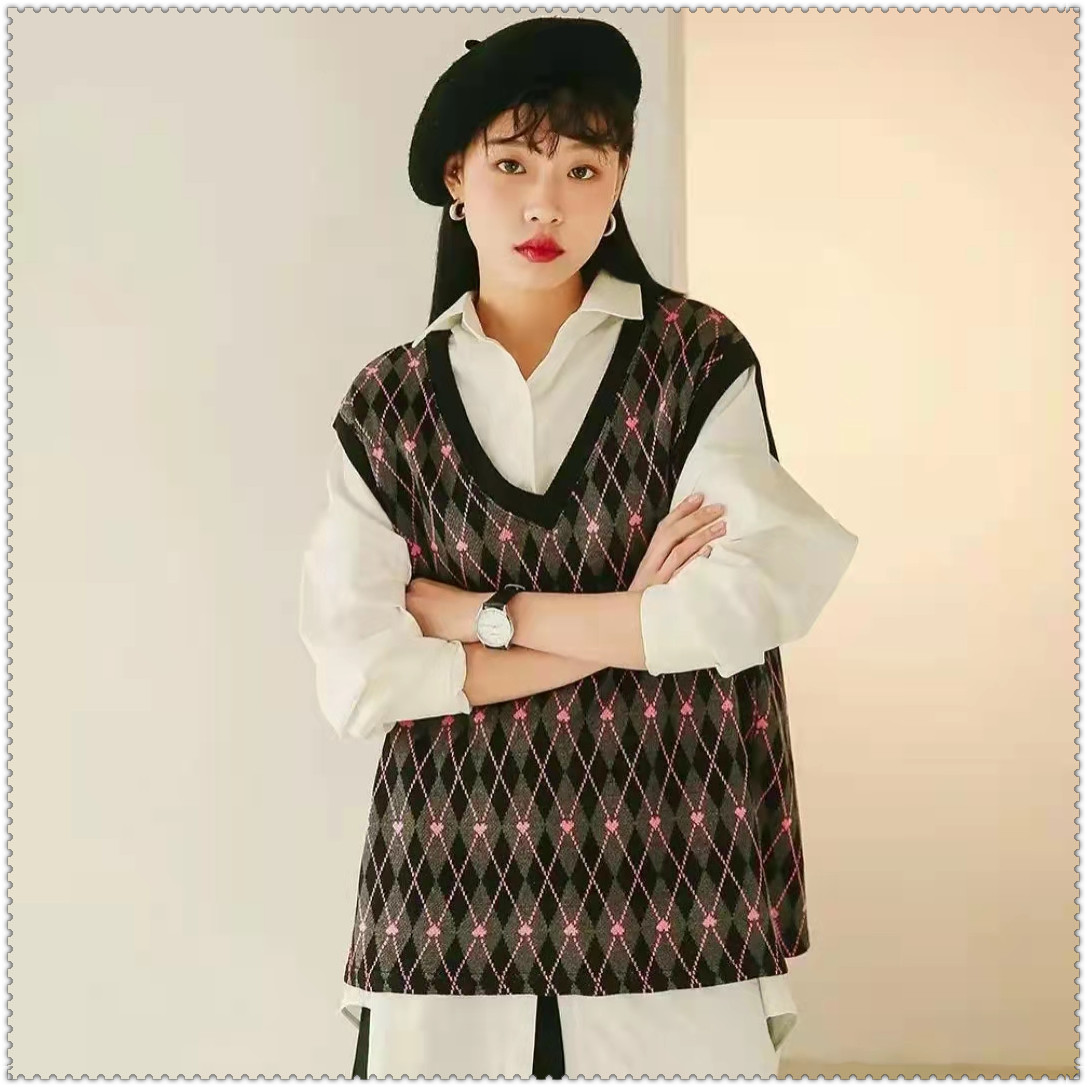 衣服在精不在多，内搭就选这4种经典款，百搭还不过时