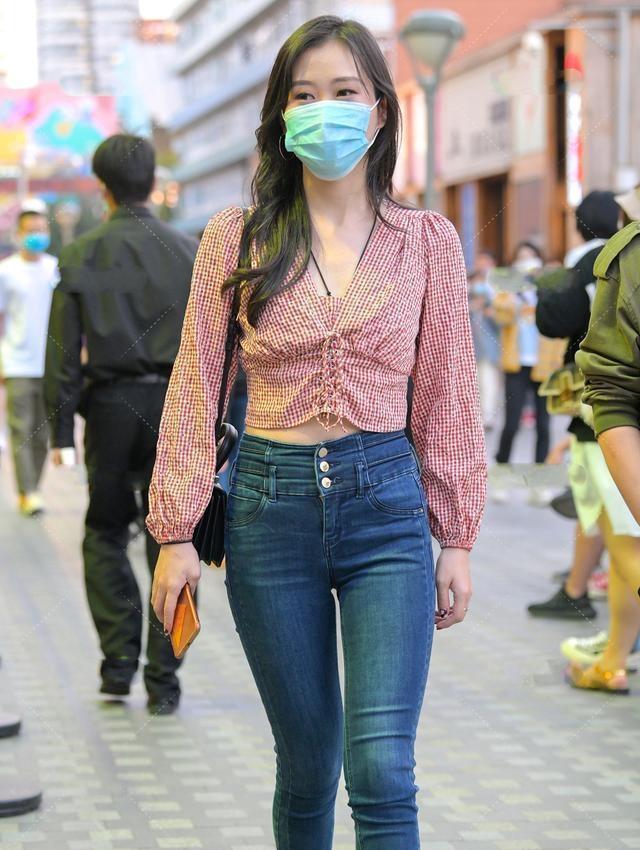 曼妙瑜伽裤穿搭图片,精致的瑜伽裤装扮