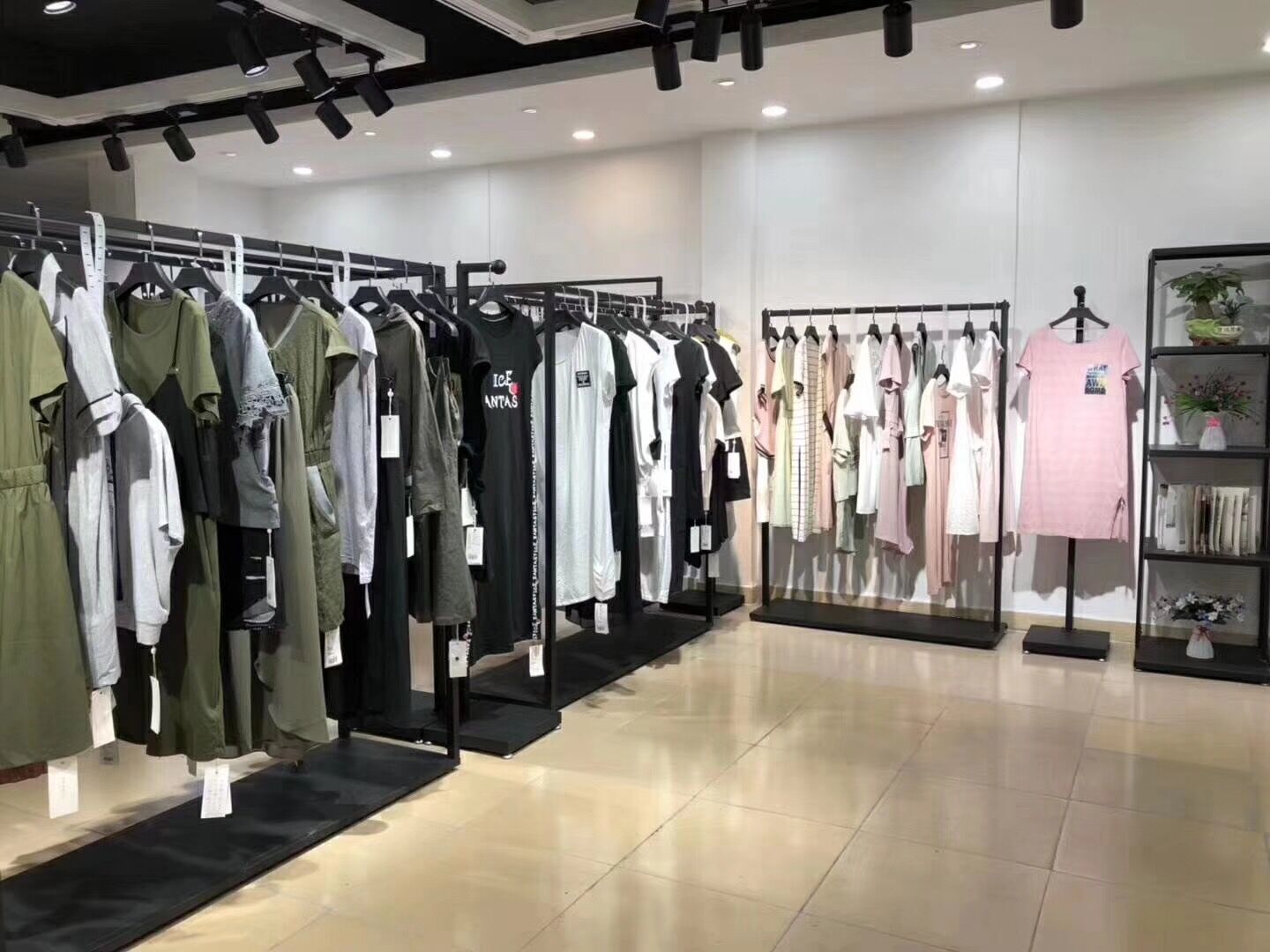 新手开服装店注意什么,合伙开服装店需要注意什么