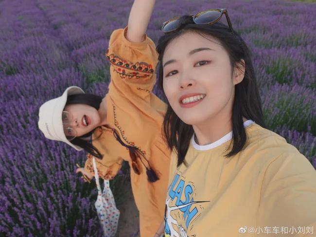 29岁成都女孩“组团养老”！辞职后和闺蜜在乡下爆改350㎡大房子