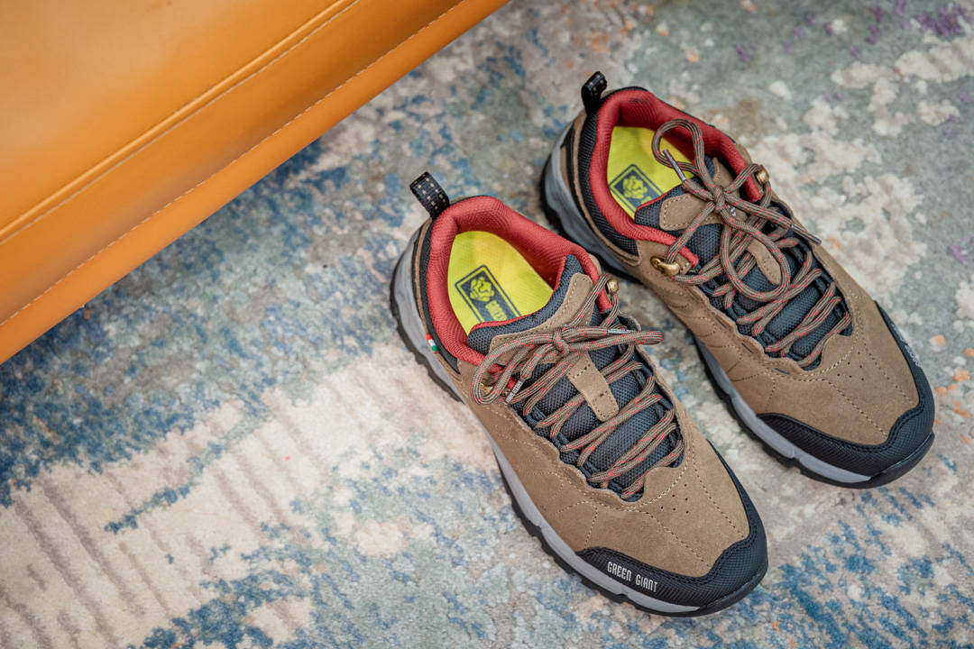 公认脚感最好的10双登山徒步鞋,久走不累脚的徒步鞋测评