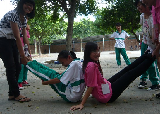 室内适合玩激励团队凝聚力的游戏,培训团队游戏