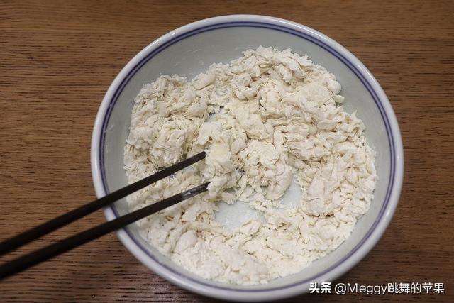 寒冷的冬日早餐这样吃热乎乎,天冷吃什么早餐暖身又不胖