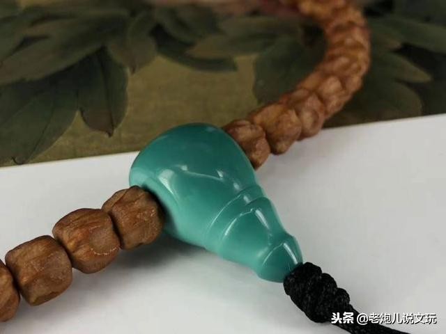 绿松石为什么盘着盘着就脏了,绿松石盘黄了能盘过来吗