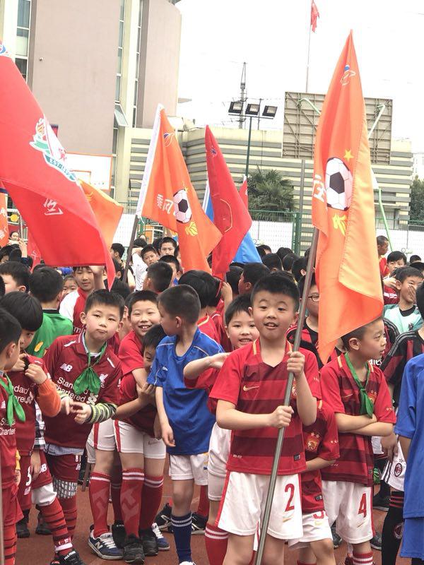 小学春季足球联赛开赛仪式,2021年中小学校园足球比赛开幕式