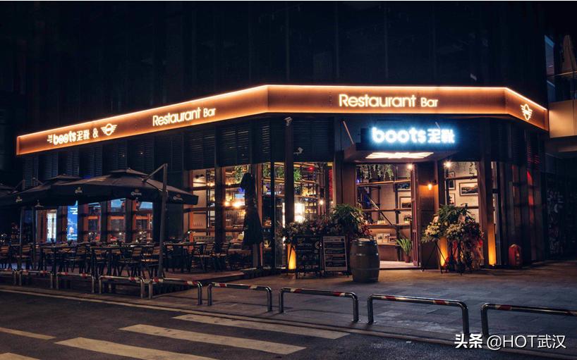 全国首家宝马MINI跨界西餐酒吧光谷开业，真的好吃