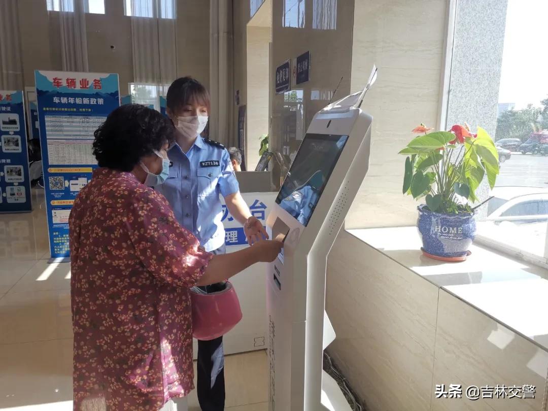 公安部交通管理20项便民新举措,公安局提升交通管理