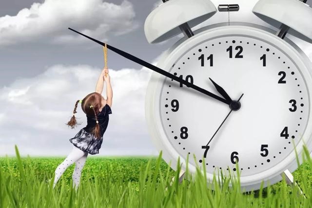 孩子不懂时间,不急不催让孩子学会时间管理