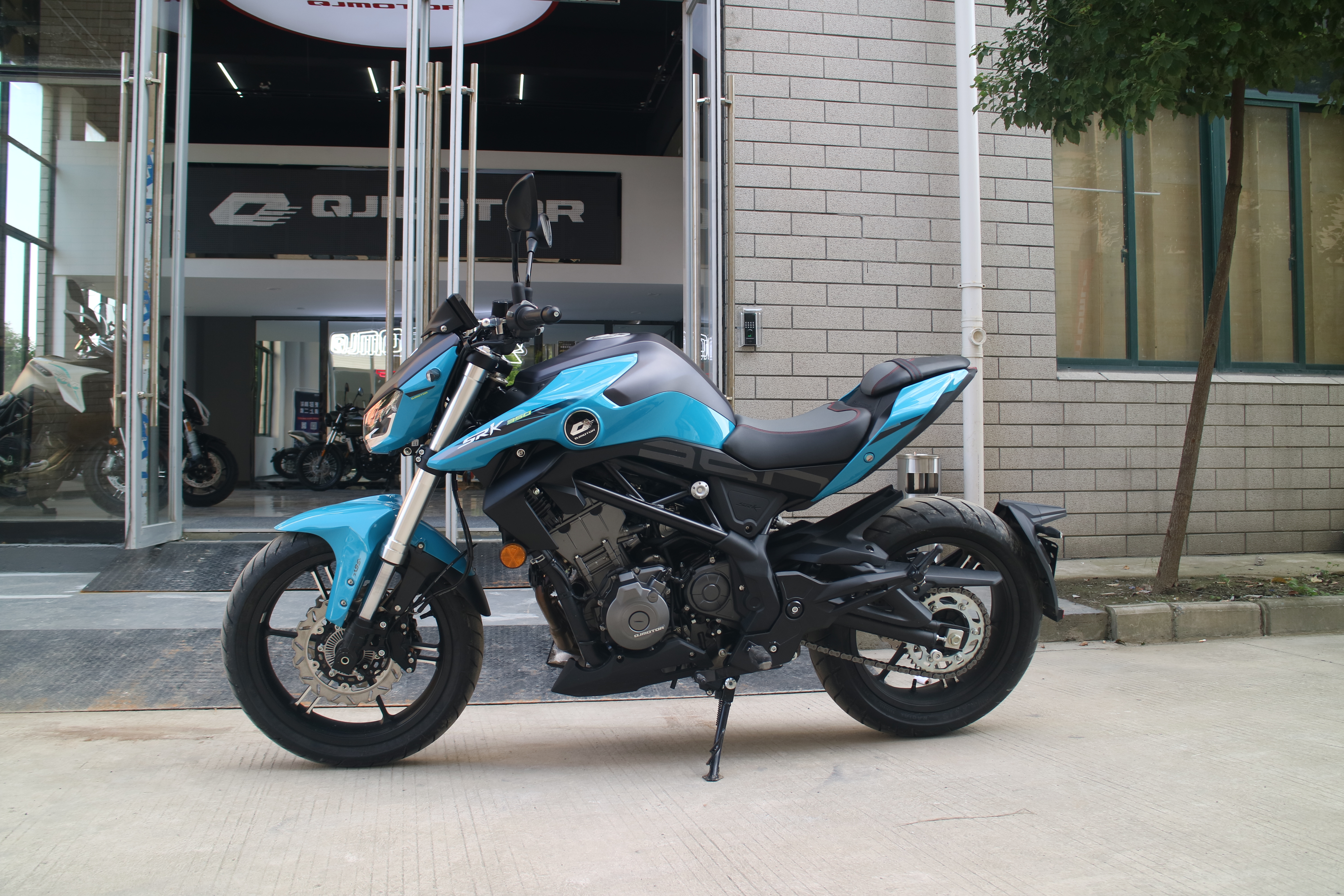 试驾奔达350,追350车测评