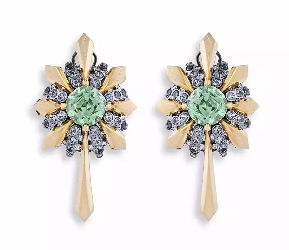 一件珠宝从设计到最后的成就,顶级珠宝设计背后的秘密