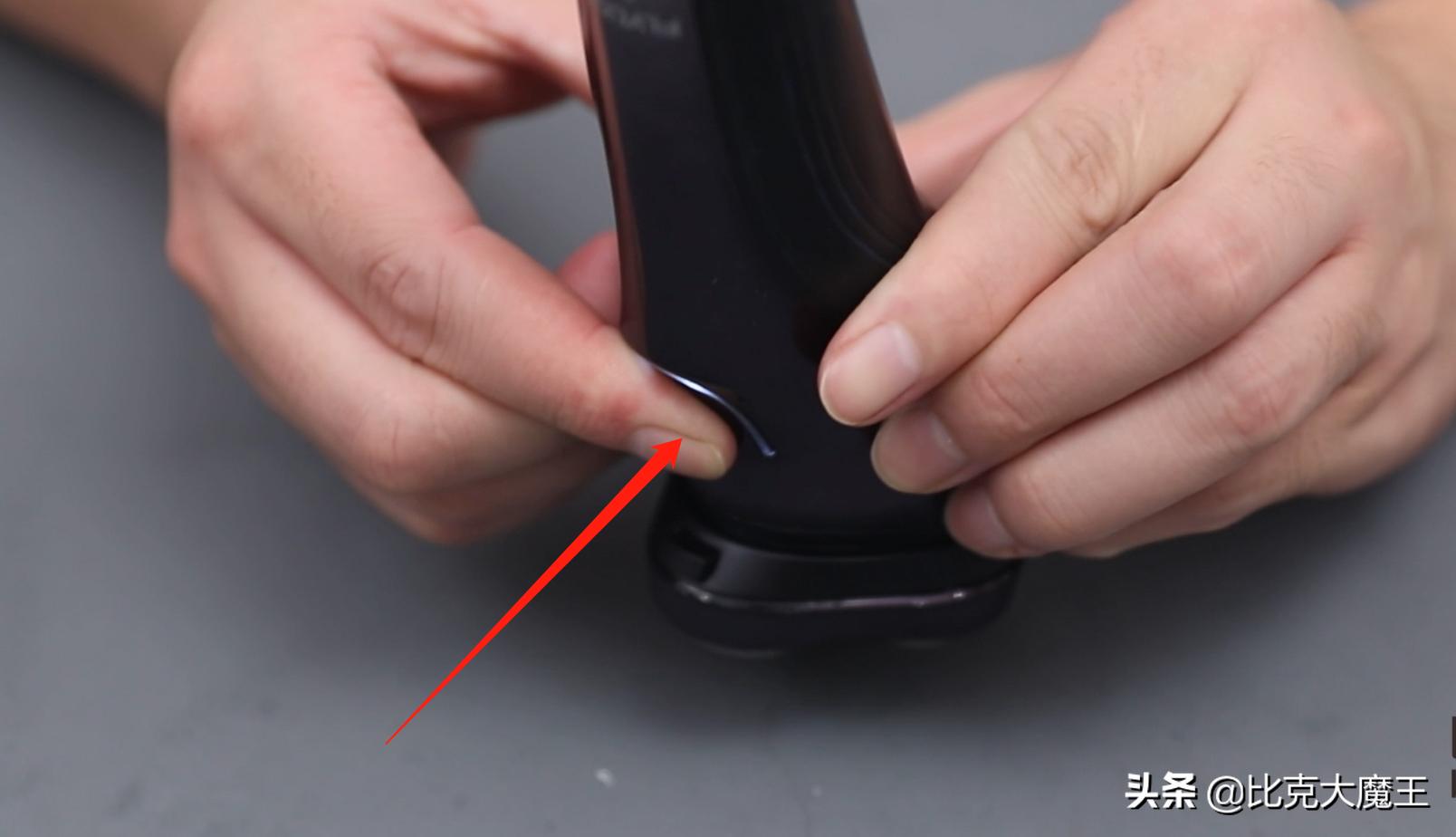 没有刮胡刀和刀片怎么刮胡子,刮胡刀刮胡子疼是因为刀片钝了吗