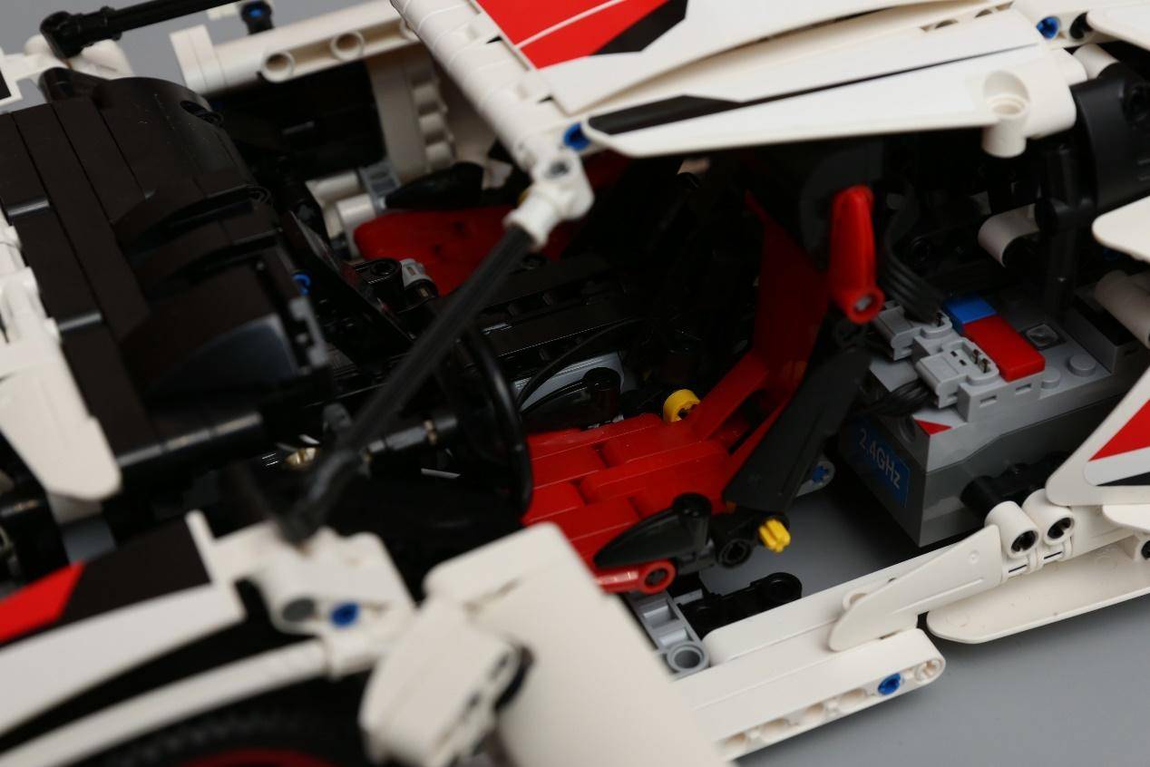 乐高新手拼搭700多颗粒的积木,乐高大块积木拼搭