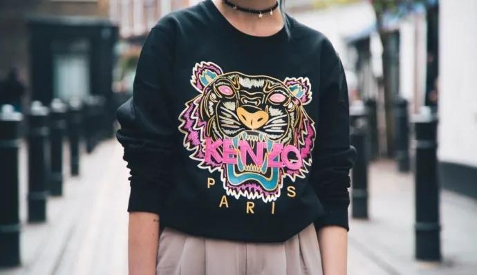 高田贤三叫什么名,高田贤三虎头标图片