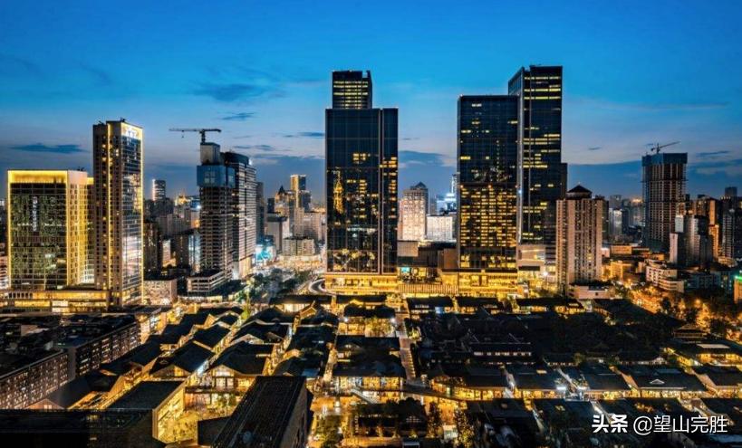 什么叫做蹭游族，旅游不用做攻略，跟着领头就行