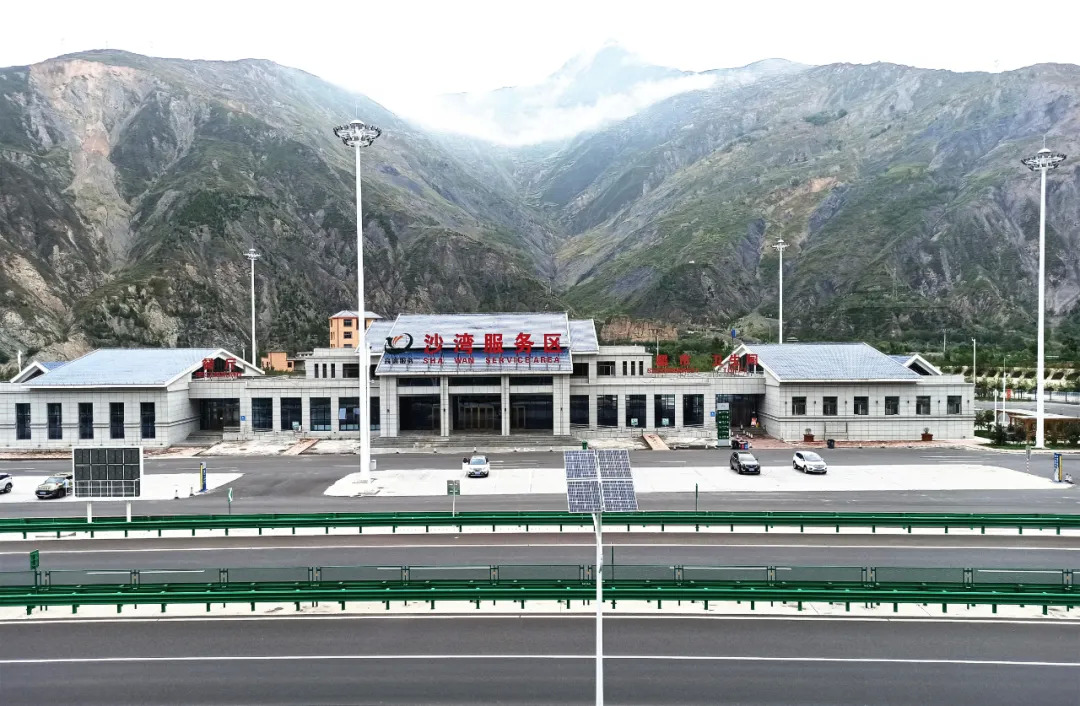 沙湾镇人山人海,沙湾镇发展